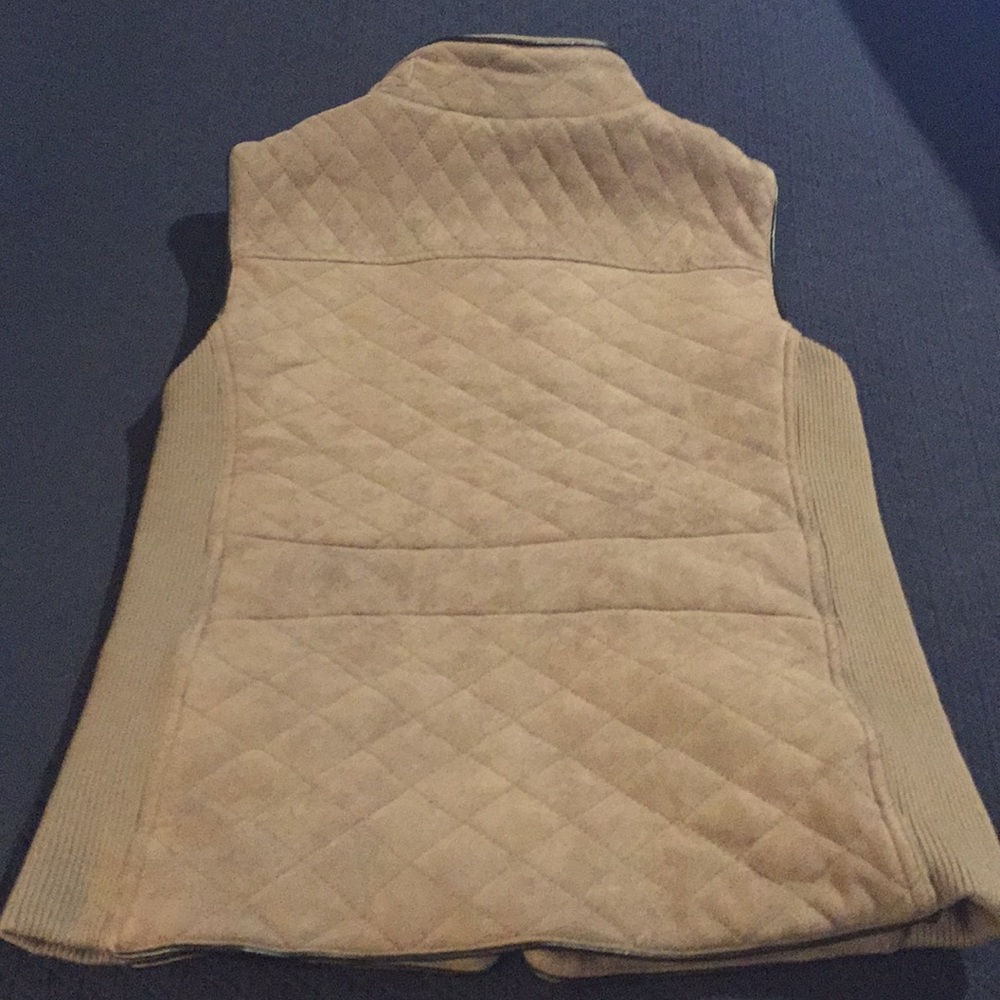 Taupe faux suade vest - Picture 2 of 4